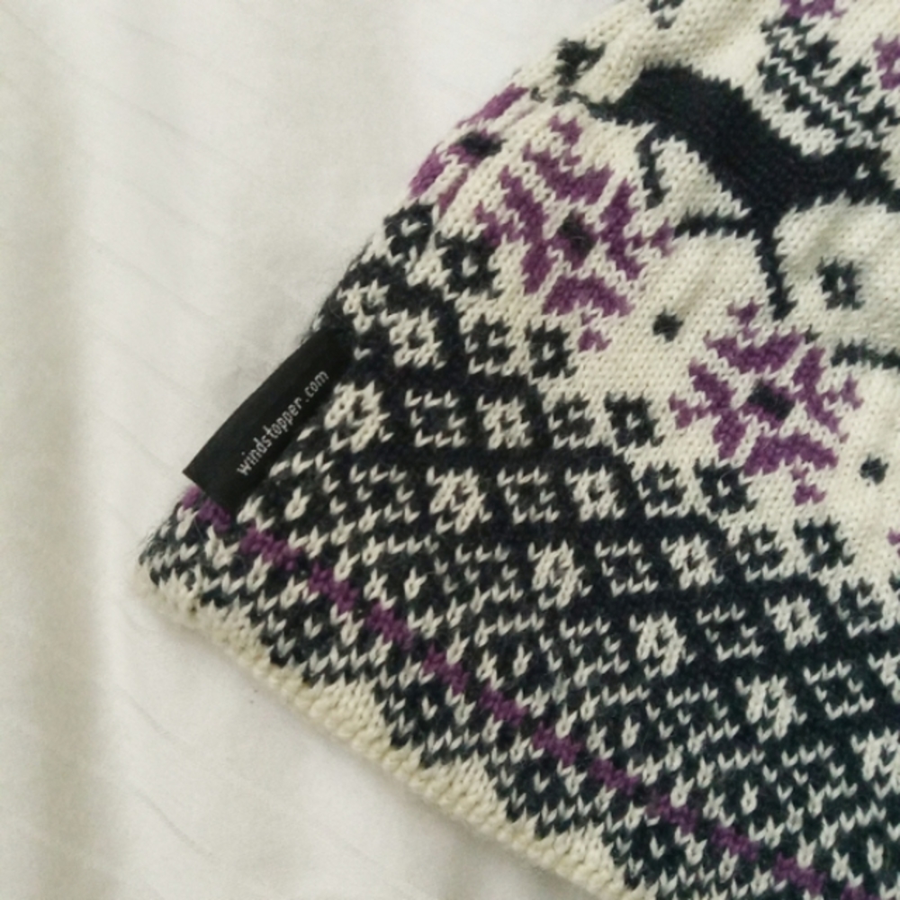 Windstopper Patterned Tuke - Picture 5 of 9
